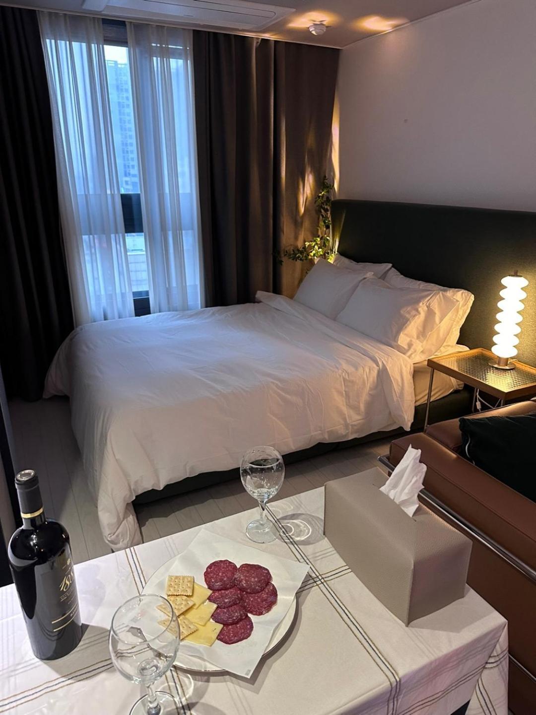 Dongseongro Dsr&U Hotel Room Daegu Exterior foto